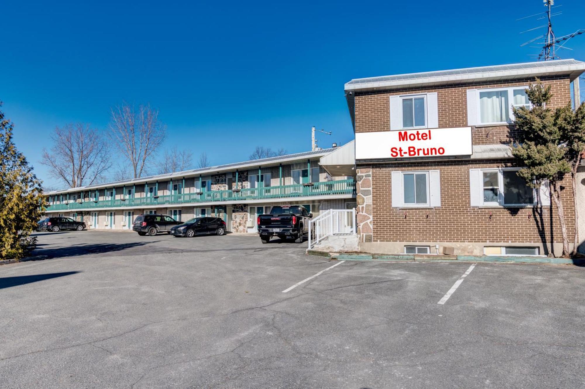 Motel Saint Bruno エクステリア 写真