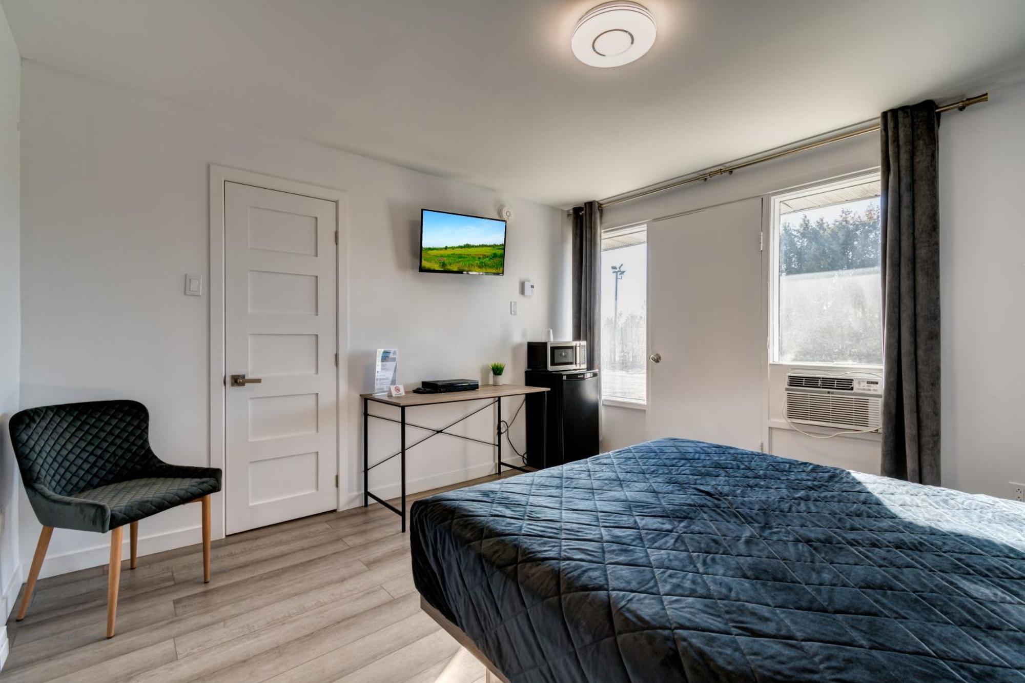 Motel Saint Bruno エクステリア 写真